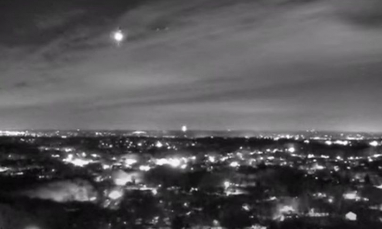 Black Hawk helicopters  chase tic-tac UFO across sky’ above Connecticut 