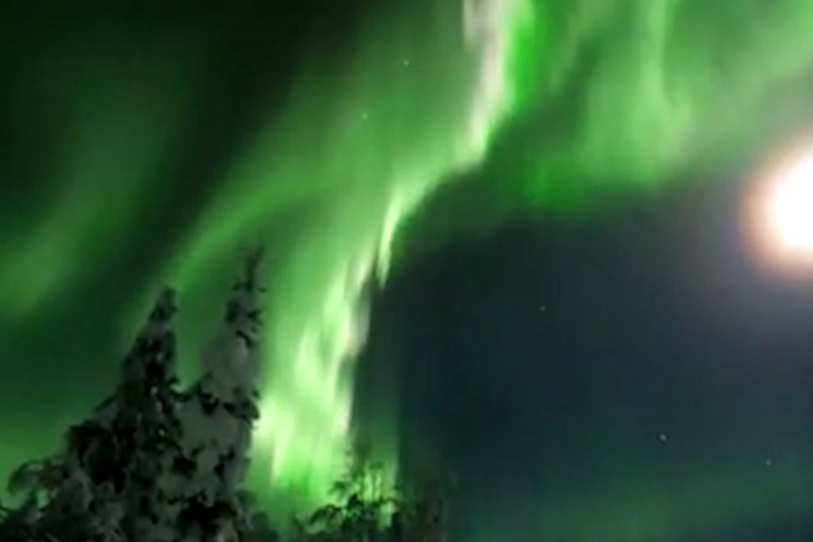 Skier captures spectacular northern lights display in Finland